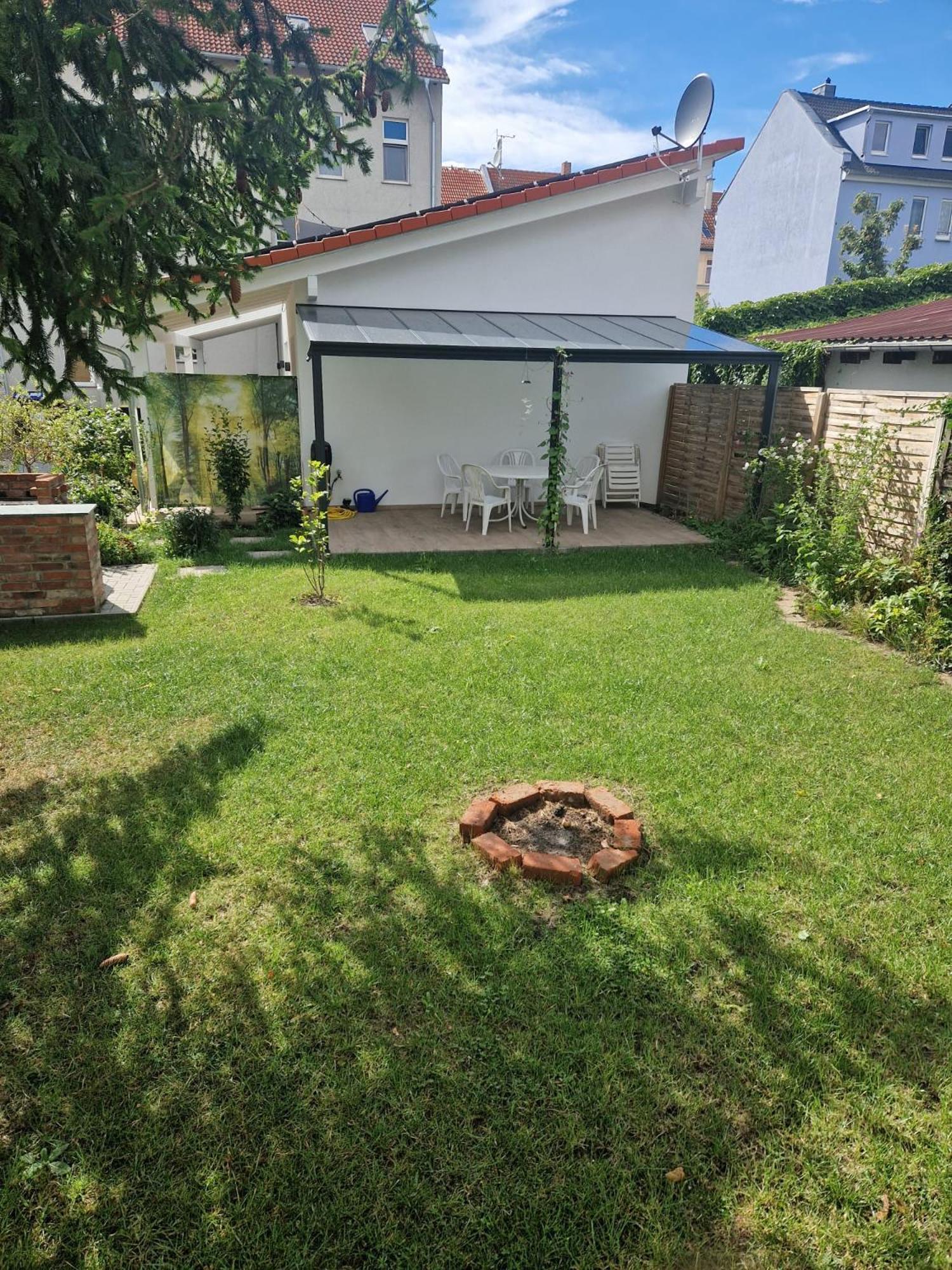 Auszeit2 Erfurt - Stilvolle Dachwohnung Mit Parkplatz - Zentrumsnah Buitenkant foto