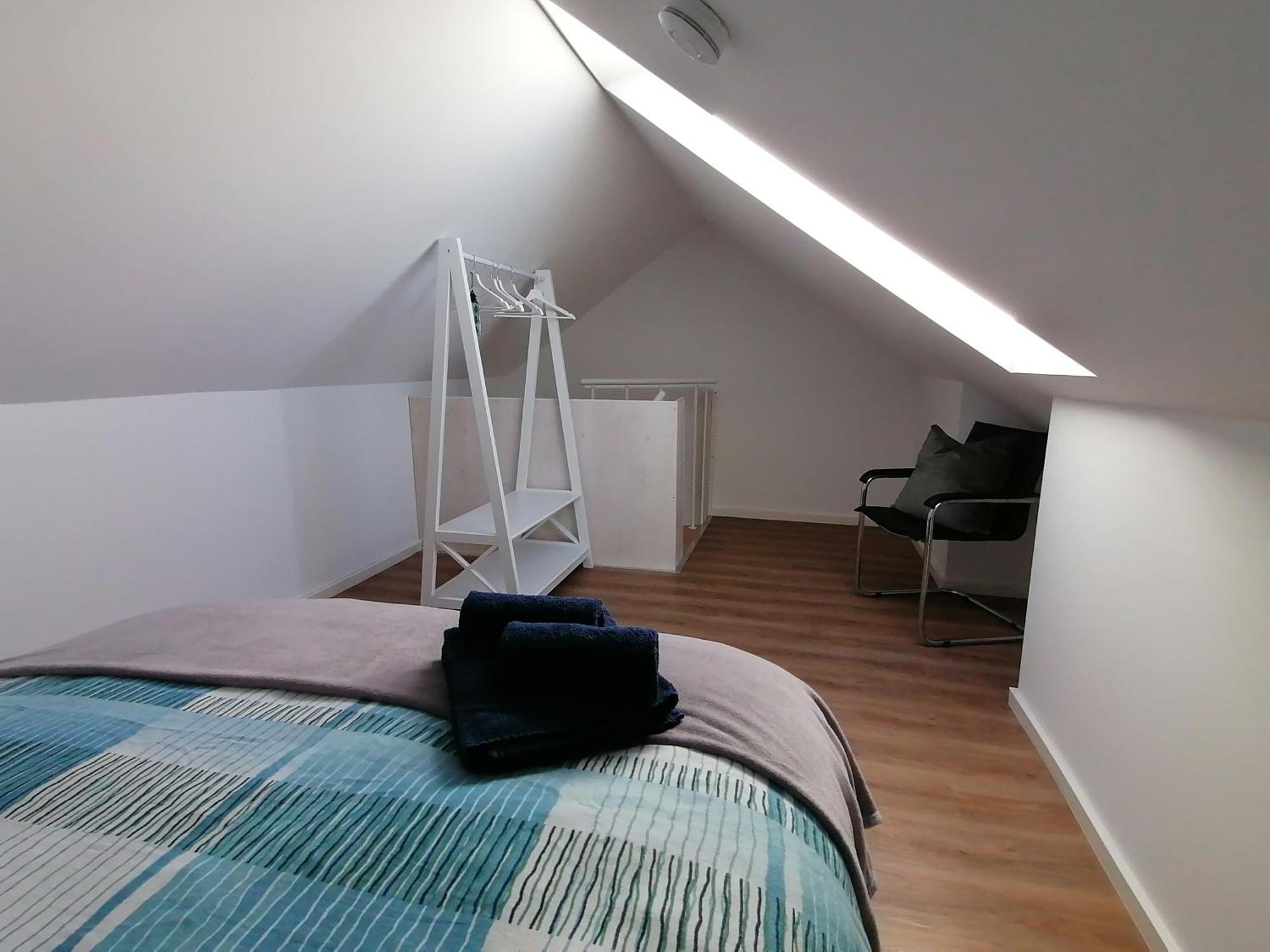 Auszeit2 Erfurt - Stilvolle Dachwohnung Mit Parkplatz - Zentrumsnah Buitenkant foto